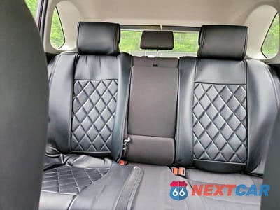 Zdjęcie 10 z 13 samochodu: 2025 TOYOTA RAV4 HYBRID XLE VIN:JTMRWRFV1SJ071055 - miniatura