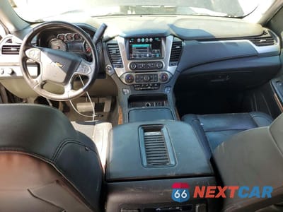 Zdjęcie 8 z 14 samochodu: 2018 CHEVROLET SUBURBAN C1500 PREMIER VIN:1GNSCJKC7JR199694 - miniatura