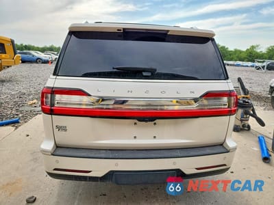 Zdjęcie 6 z 13 samochodu: 2019 LINCOLN NAVIGATOR L RESERVE VIN:5LMJJ3LT2KEL13137 - miniatura
