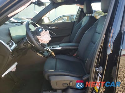 Zdjęcie 7 z 13 samochodu: 2023 BMW X1 XDRIVE28I VIN:WBX73EF07P5X25377 - miniatura