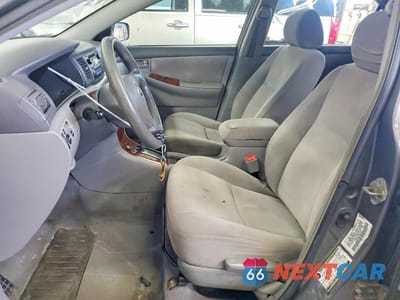 Zdjęcie 7 z 12 samochodu: 2006 TOYOTA COROLLA LE VIN:1NXBR32E46Z685111 - miniatura