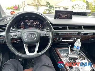 Zdjęcie 9 z 10 samochodu: 2018 AUDI Q7 PRESTIGE VIN:WA1VAAF75JD021802 - miniatura