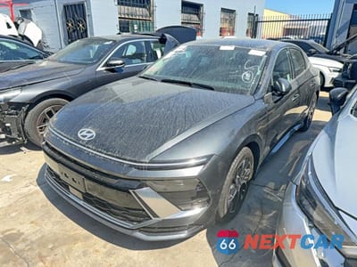 Drugie zdjęcie samochodu z przodu: 2025 HYUNDAI SONATA SEL VIN:KMHL64JA0SA464859 - miniatura