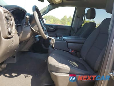 Zdjęcie 7 z 13 samochodu: 2021 CHEVROLET SILVERADO K1500 CUSTOM VIN:3GCPYBEH7MG186543 - miniatura