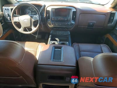 Zdjęcie 8 z 12 samochodu: 2017 CHEVROLET SILVERADO K1500 HIGH COUNTRY VIN:3GCUKTEJXHG204973 - miniatura