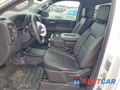 Zdjęcie 7 z 12 samochodu: 2021 CHEVROLET SILVERADO K1500 VIN:3GCNYAEF0MG203179 - miniatura