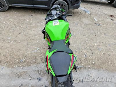 Zdjęcie 6 z 9 samochodu: 2024 KAWASAKI ZX636 K VIN:JKBZXJJ15RA005904 - miniatura