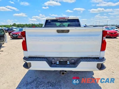 Zdjęcie 6 z 12 samochodu: 2020 CHEVROLET SILVERADO C1500 CUSTOM VIN:1GCPWBEK9LZ349399 - miniatura