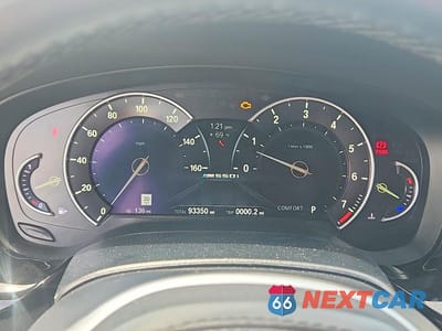 Zdjęcie 9 z 12 samochodu: 2018 BMW M550XI VIN:WBAJB9C50JG464583 - miniatura