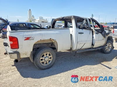 Trzecie zdjęcie samochodu z tyłu: 2011 CHEVROLET SILVERADO K2500 HEAVY DUTY LT VIN:1GC1KXC83BF178445 - miniatura