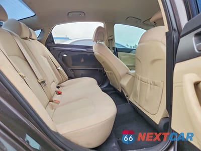 Zdjęcie 10 z 12 samochodu: 2016 HYUNDAI SONATA ECO VIN:5NPE24AA4GH415138 - miniatura