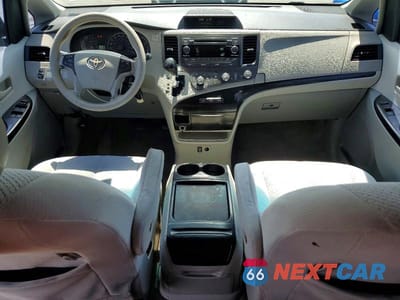 Zdjęcie 8 z 13 samochodu: 2011 TOYOTA SIENNA LE VIN:5TDKK3DC3BS105852 - miniatura