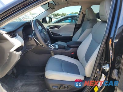 Zdjęcie 7 z 14 samochodu: 2023 TOYOTA RAV4 XLE PREMIUM VIN:2T3C1RFV9PW254409 - miniatura