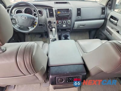 Zdjęcie 8 z 14 samochodu: 2010 TOYOTA SEQUOIA LIMITED VIN:5TDKY5G14AS026564 - miniatura