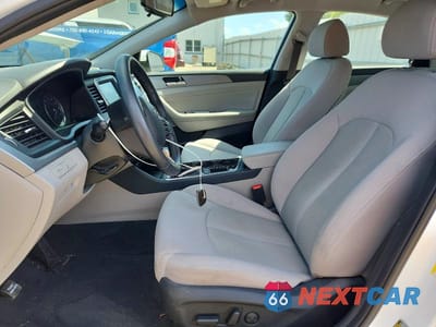 Zdjęcie 7 z 12 samochodu: 2018 HYUNDAI SONATA SEL VIN:5NPE34AF7JH646809 - miniatura