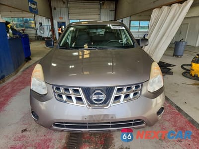 Piąte zdjęcie samochodu w środku: 2011 NISSAN ROGUE S VIN:JN8AS5MV3BW674200 - miniatura