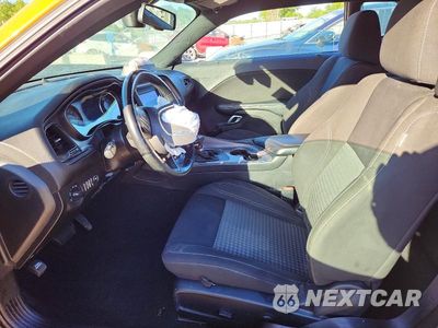 Zdjęcie 7 z 13 samochodu: 2023 DODGE CHALLENGER SXT VIN:2C3CDZAGXPH553587 - miniatura