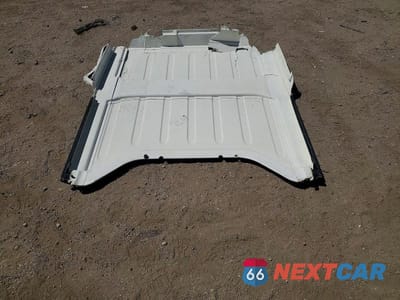 Zdjęcie 12 z 13 samochodu: 2012 JEEP WRANGLER UNLIMITED SAHARA VIN:1C4HJWEG2CL134598 - miniatura