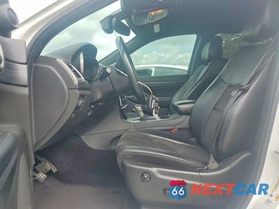 Zdjęcie 7 z 13 samochodu: 2019 JEEP GRAND CHEROKEE LAREDO VIN:1C4RJEAG9KC626046 - miniatura