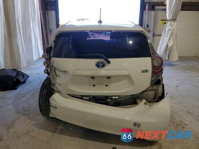 Zdjęcie 6 z 12 samochodu: 2012 TOYOTA PRIUS VIN:JTDKDTB37C1010691 - miniatura