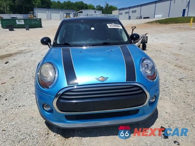Piąte zdjęcie samochodu w środku: 2016 MINI COOPER VIN:WMWXU1C5XG2D09926 - miniatura