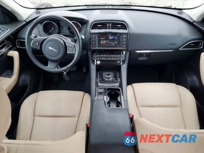 Zdjęcie 8 z 12 samochodu: 2018 JAGUAR F-PACE PREMIUM VIN:SADCJ2FX0JA256231 - miniatura