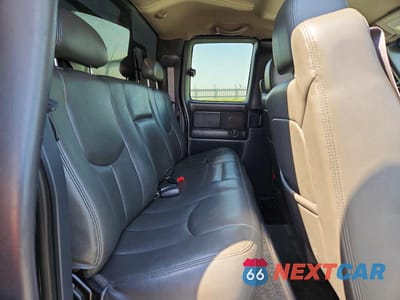 Zdjęcie 10 z 12 samochodu: 2001 GMC NEW SIERRA K3500 VIN:1GTJK391X1E284513 - miniatura