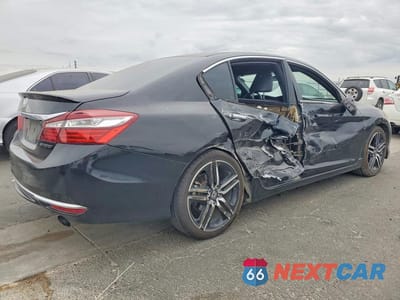 Trzecie zdjęcie samochodu z tyłu: 2016 HONDA ACCORD SPORT VIN:1HGCR2F55GA231919 - miniatura