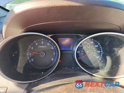 Zdjęcie 9 z 13 samochodu: 2011 HYUNDAI TUCSON GLS VIN:KM8JUCAC5BU243569 - miniatura