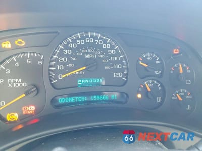 Zdjęcie 9 z 12 samochodu: 2005 GMC SIERRA C2500 HEAVY DUTY VIN:1GTHC23UX5F838609 - miniatura