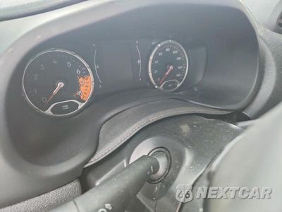 Zdjęcie 9 z 13 samochodu: 2018 JEEP RENEGADE VIN:ZACCJABB3JPJ35738 - miniatura