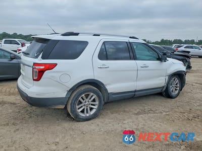 Trzecie zdjęcie samochodu z tyłu: 2015 FORD EXPLORER VIN:1FM5K7D83FGC65113 - miniatura