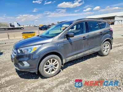 2018 FORD ESCAPE SE 1FMCU9GD1JUB59369 - główne zdjęcie licytacji z USA - miniatura