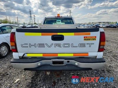 Zdjęcie 6 z 12 samochodu: 2001 CHEVROLET SILVERADO C1500 VIN:1GCEC14V81Z318762 - miniatura