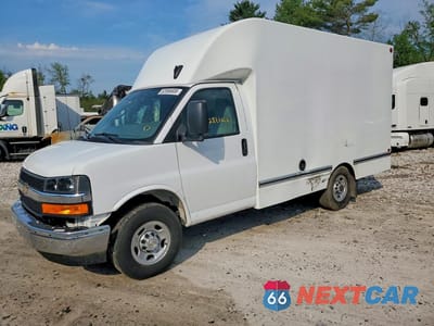2025 CHEVROLET EXPRESS G3500 1HA0GRF7XSN006460 - główne zdjęcie licytacji z USA - miniatura