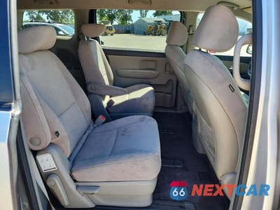 Zdjęcie 11 z 13 samochodu: 2015 KIA SEDONA LX VIN:KNDMB5C18F6062622 - miniatura