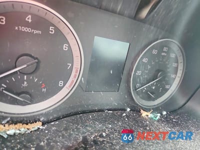 Zdjęcie 9 z 13 samochodu: 2019 HYUNDAI TUCSON SE VIN:KM8J23A48KU048726 - miniatura