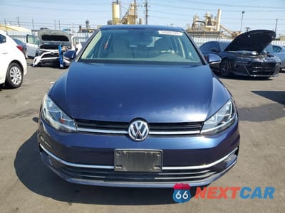Piąte zdjęcie samochodu w środku: 2018 VOLKSWAGEN GOLF S VIN:3VWG17AU0JM284148 - miniatura