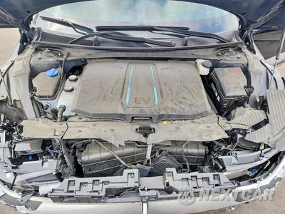 Zdjęcie 12 z 14 samochodu: 2024 HYUNDAI IONIQ 5 LIMITED VIN:KM8KR4DE1RU338942 - miniatura