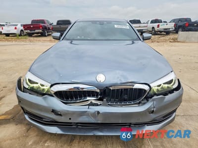 Piąte zdjęcie samochodu w środku: 2019 BMW 530 I VIN:WBAJA5C54KWW04315 - miniatura