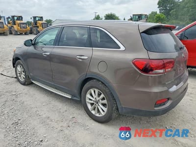 Drugie zdjęcie samochodu z przodu: 2019 KIA SORENTO LX VIN:5XYPGDA33KG436607 - miniatura