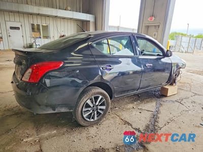 Trzecie zdjęcie samochodu z tyłu: 2013 NISSAN VERSA 1.6 S VIN:3N1CN7AP5DL876710 - miniatura