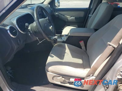 Zdjęcie 7 z 13 samochodu: 2008 FORD EXPLORER XLT VIN:1FMEU63E08UB18716 - miniatura