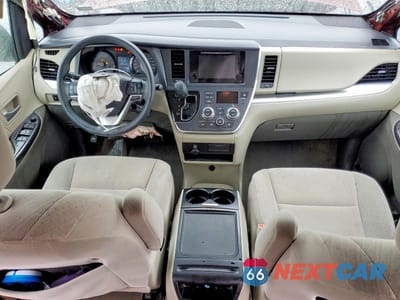 Zdjęcie 8 z 13 samochodu: 2016 TOYOTA SIENNA LE VIN:5TDKK3DC4GS716934 - miniatura