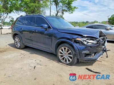 Czwarte zdjęcie samochodu z boku: 2016 VOLVO XC90 T8 VIN:YV4BC0PK4G1089869 - miniatura