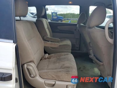 Zdjęcie 11 z 13 samochodu: 2016 HONDA ODYSSEY LX VIN:5FNRL5H24GB030941 - miniatura