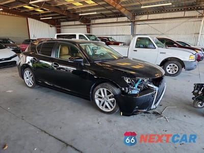 Czwarte zdjęcie samochodu z boku: 2015 LEXUS CT 200 VIN:JTHKD5BH5F2226284 - miniatura