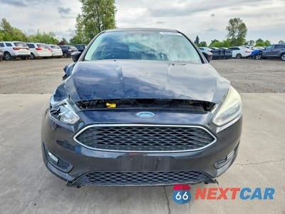 Piąte zdjęcie samochodu w środku: 2015 FORD FOCUS SE VIN:1FADP3F26FL221199 - miniatura