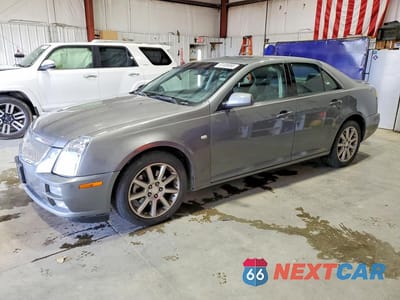 2005 CADILLAC STS 1G6DC67A950210780 - główne zdjęcie licytacji z USA - miniatura