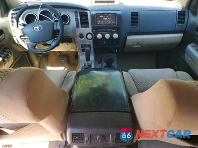Zdjęcie 8 z 12 samochodu: 2007 TOYOTA TUNDRA CREWMAX SR5 VIN:5TBDV54157S474111 - miniatura